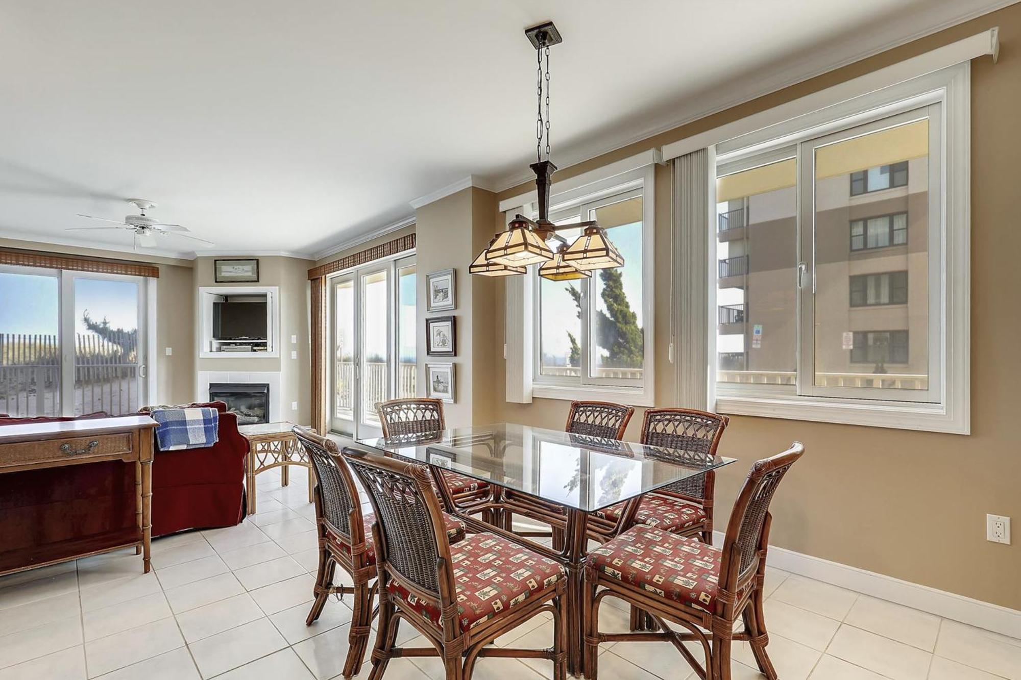Adagio Villa Ocean City Room photo